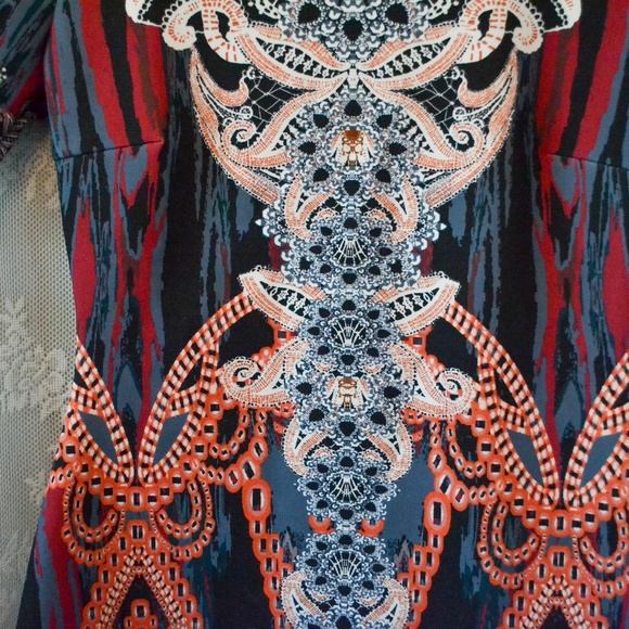 Patterned Dress - Picture 2 of 6